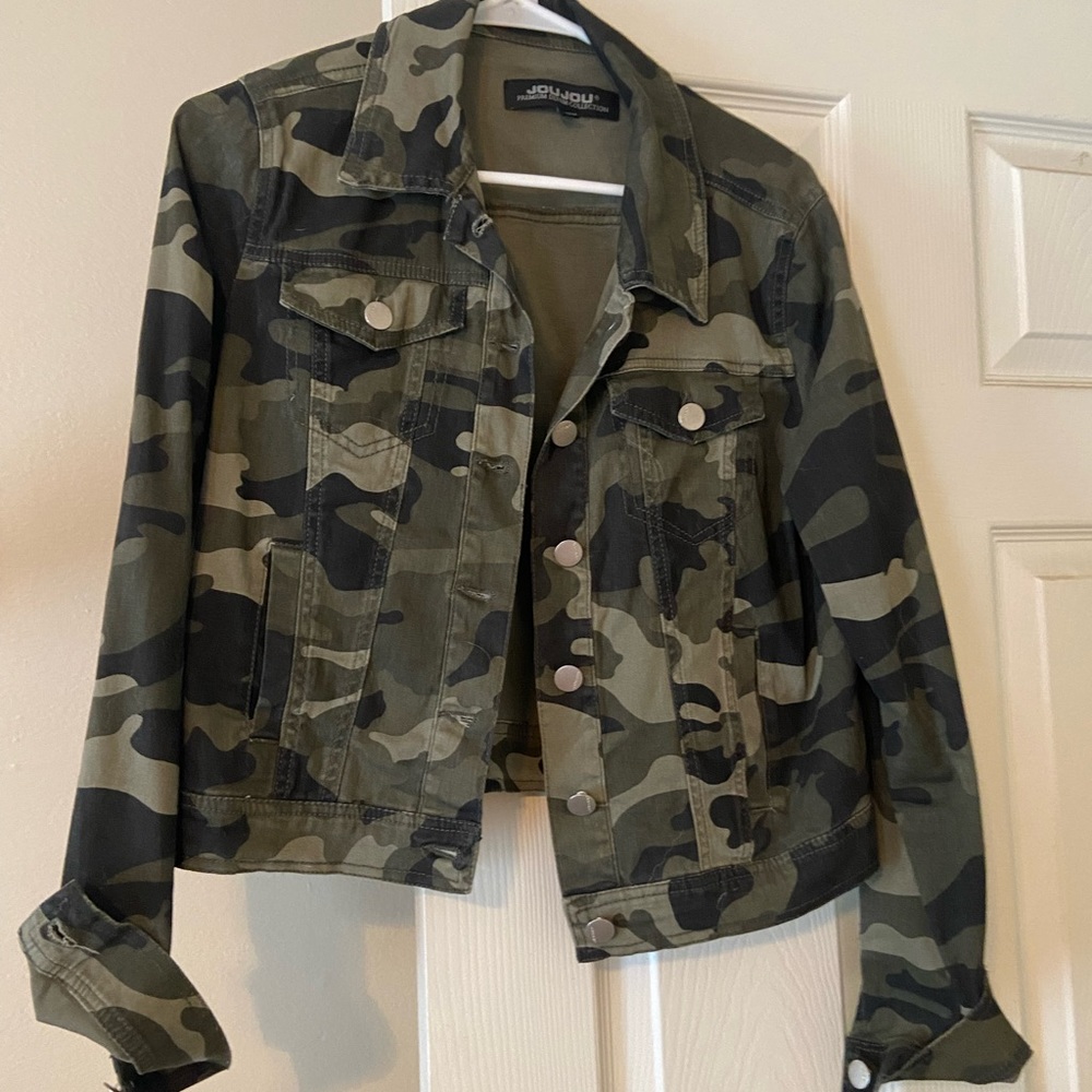 Woman’s camo bomber jacket from Fashion Nova.